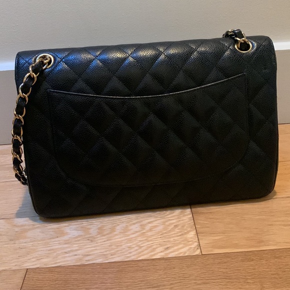 CHANEL JUMBO CAVIAR CLASSIC DOUBLE FLAP GOLD HARDWARE - Picture 6 of 16